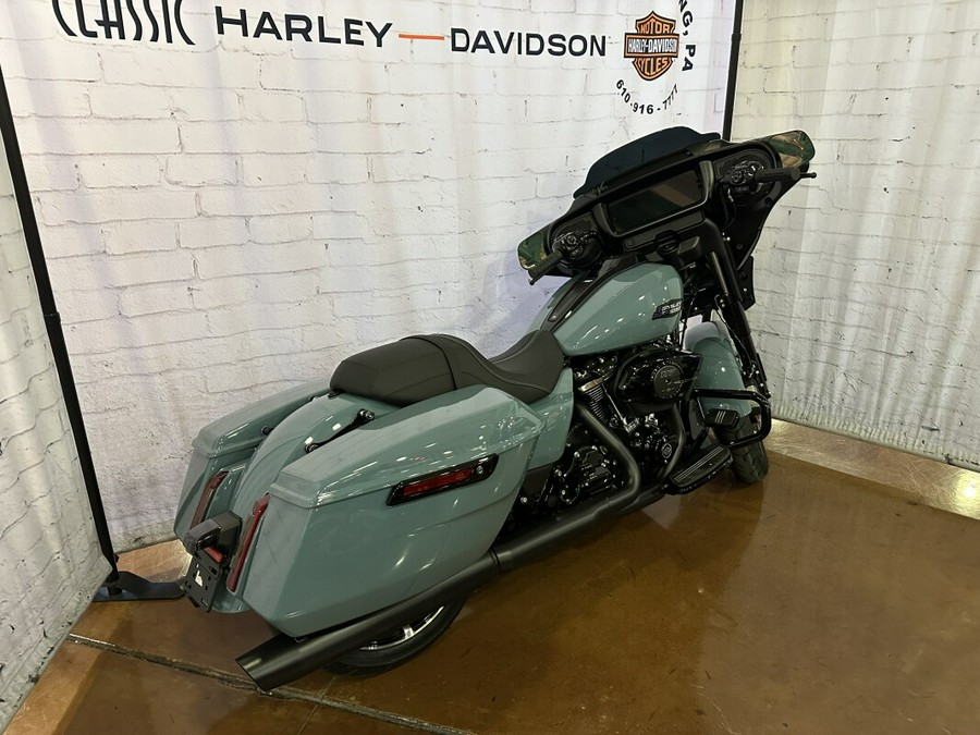 2024 Harley-Davidson Street Glide® FLHX Sharkskin Blue