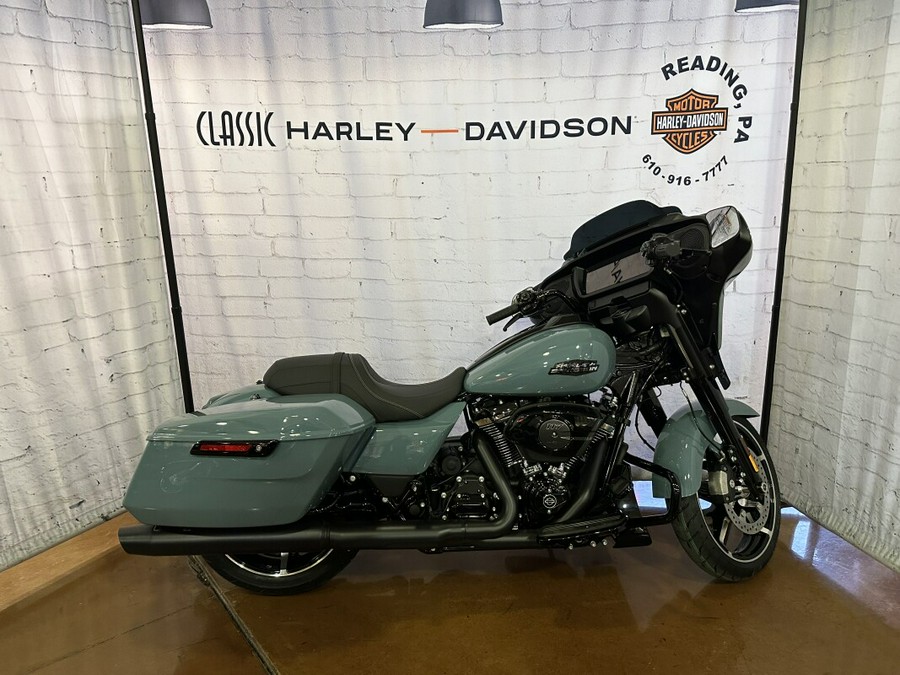 2024 Harley-Davidson Street Glide® FLHX Sharkskin Blue