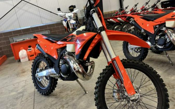 2027 KTM 300 XC