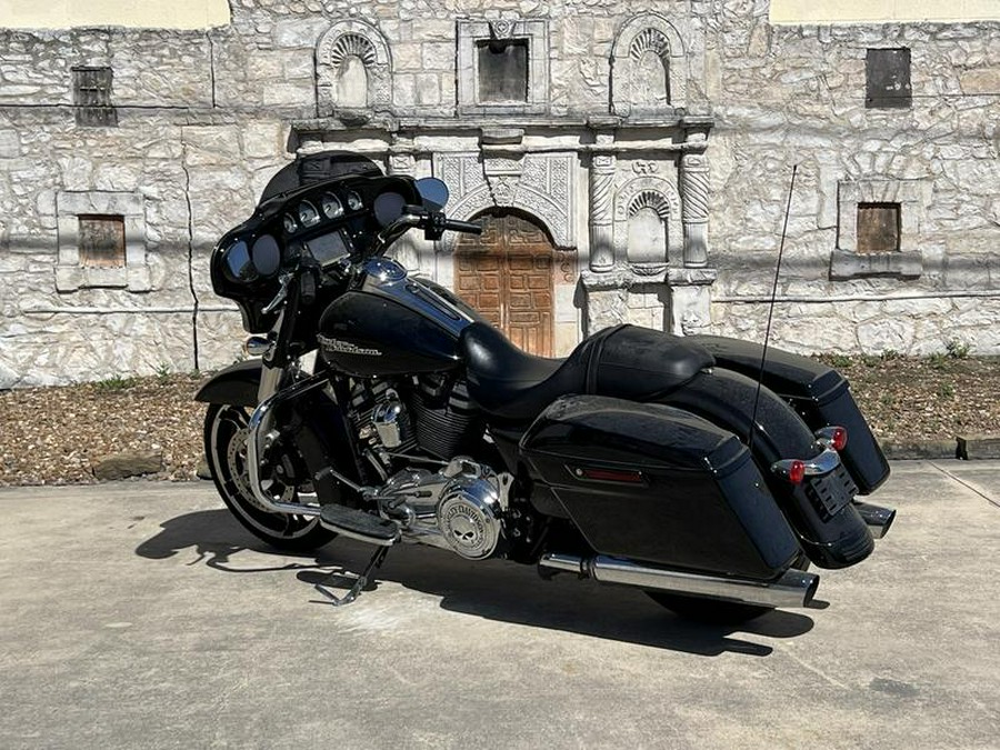 2017 Harley-Davidson® FLHXS - Street Glide® Special