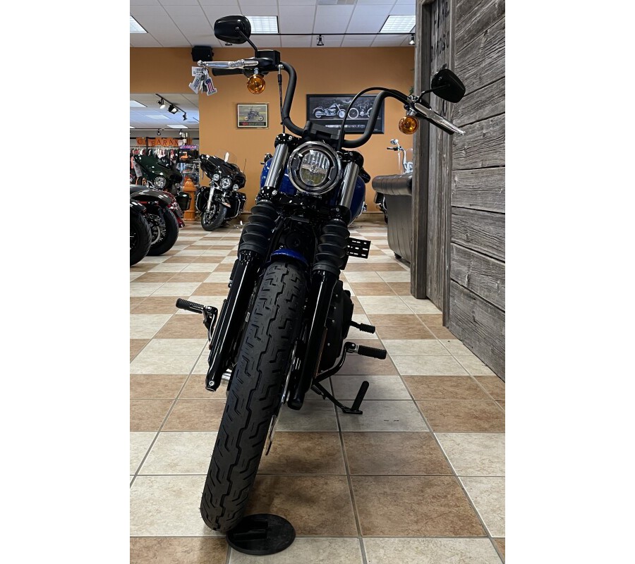 2024 Harley-Davidson Street Bob 114 Blue Burst - Black Finish