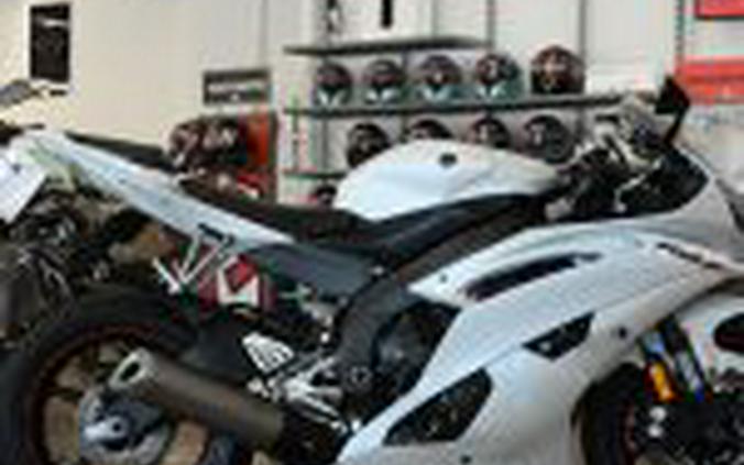 2009 Yamaha R6