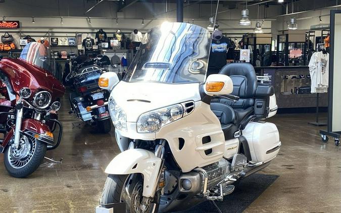 2004 Honda Gold Wing Base