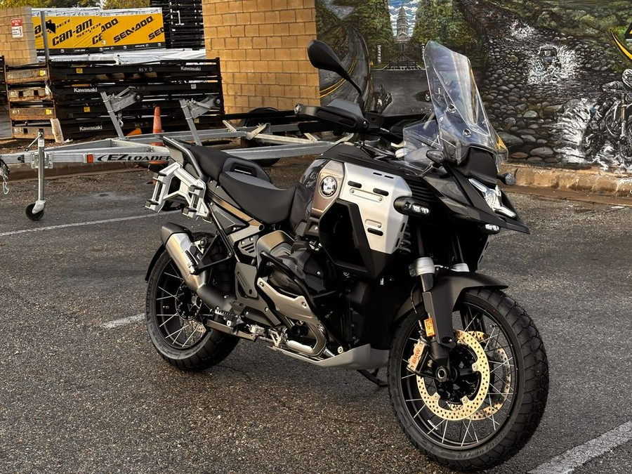 2026 BMW R 1300 GS Adventure Triple Black
