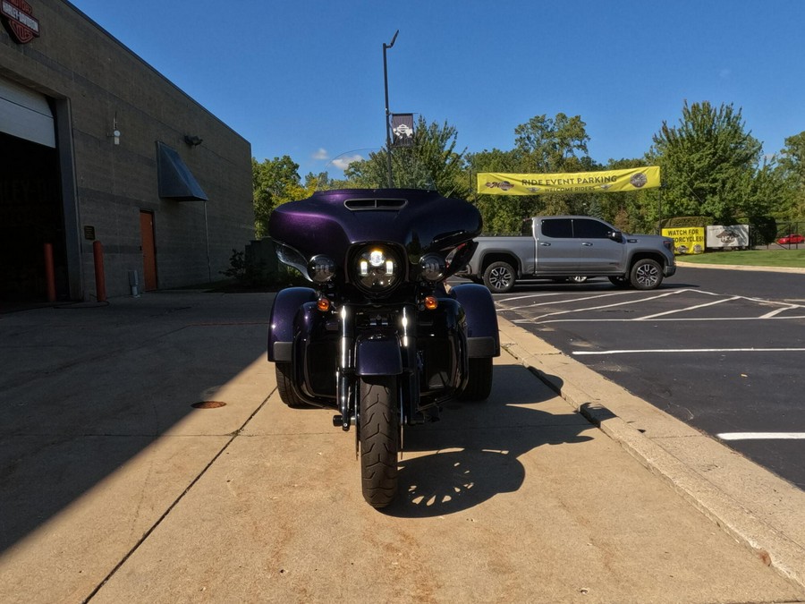 2025 Harley-Davidson Tri Glide Ultra FLHTCUTG