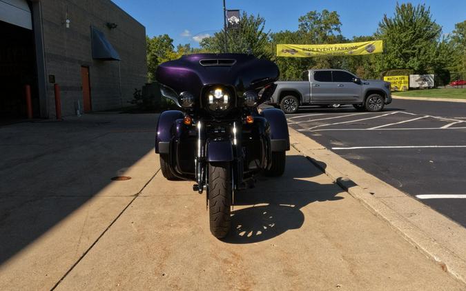 2025 Harley-Davidson Tri Glide Ultra Mystic Shift - Black Finish