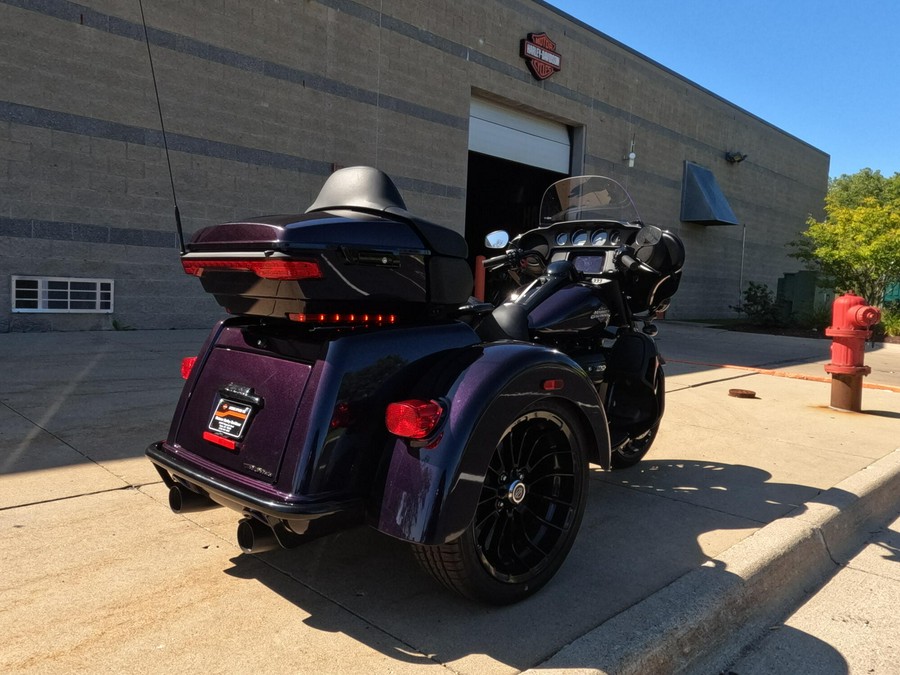 2025 Harley-Davidson Tri Glide Ultra FLHTCUTG