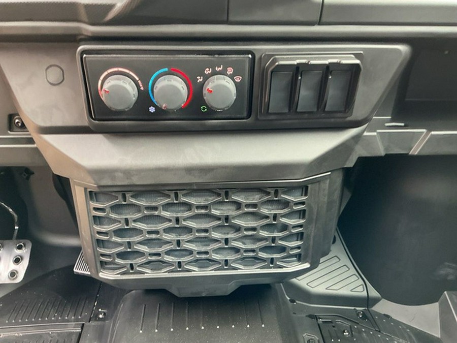 2027 Can-Am Defender XU MAX XT CAB HD10