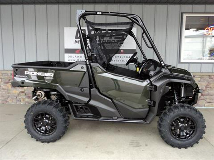 2024 Honda Pioneer 1000 Deluxe