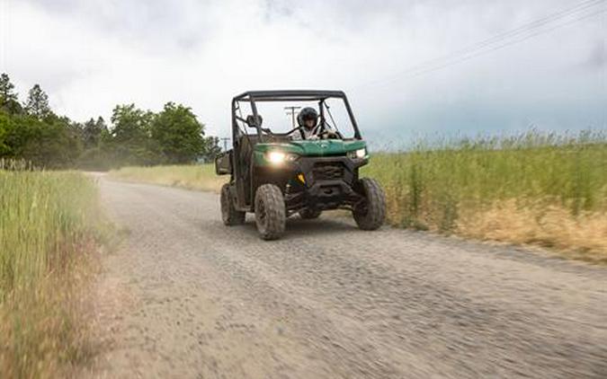 2025 Can-Am Defender DPS HD7