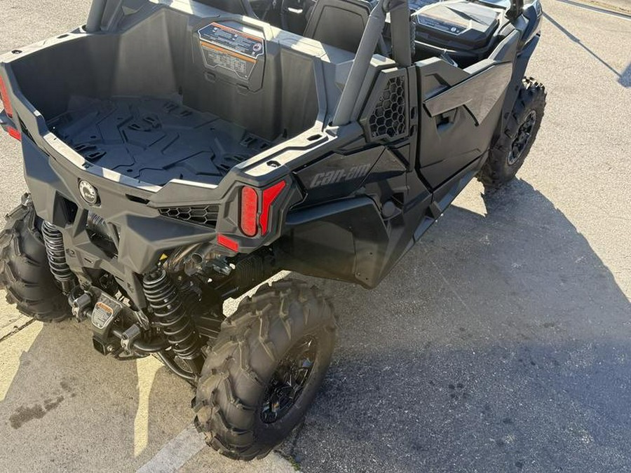 2025 Can-Am® Maverick Trail DPS 1000