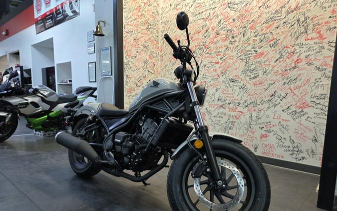 2026 Honda Rebel 300 E-Clutch