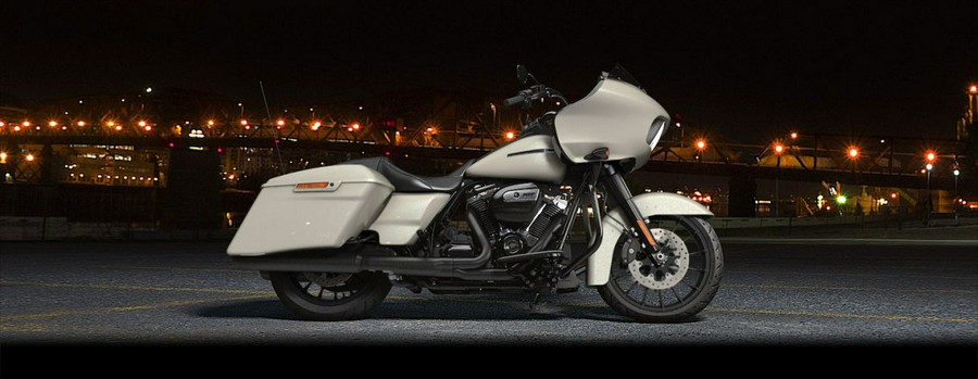 2018 Harley-Davidson® Road Glide® Special Bonneville Salt Pearl