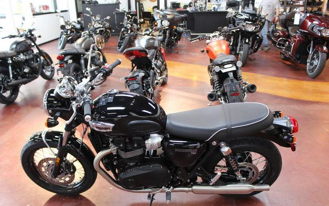 2023 Triumph Bonneville T100 Jet Black