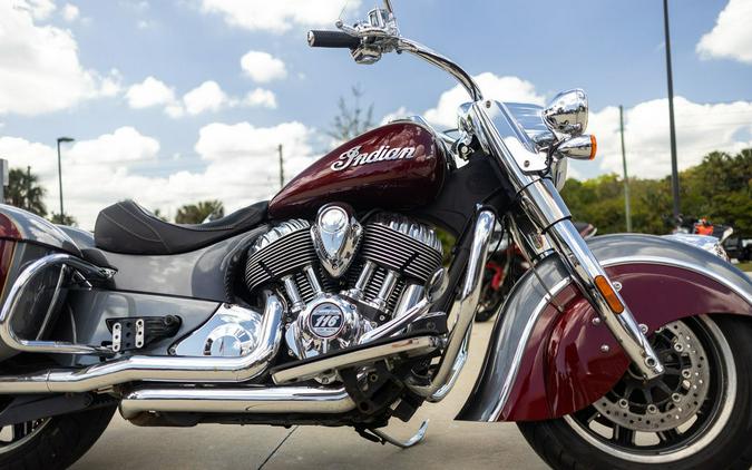 2017 Indian Motorcycle® Springfield™ Steel Gray Over Burgundy Metallic