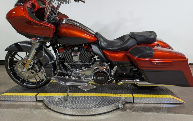 2018 Harley-Davidson CVO Road Glide Orange Lava & Dark Alloy