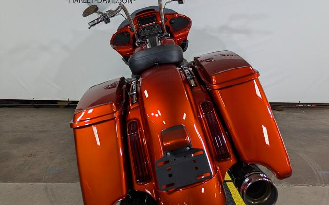 2018 Harley-Davidson CVO Road Glide Orange Lava & Dark Alloy