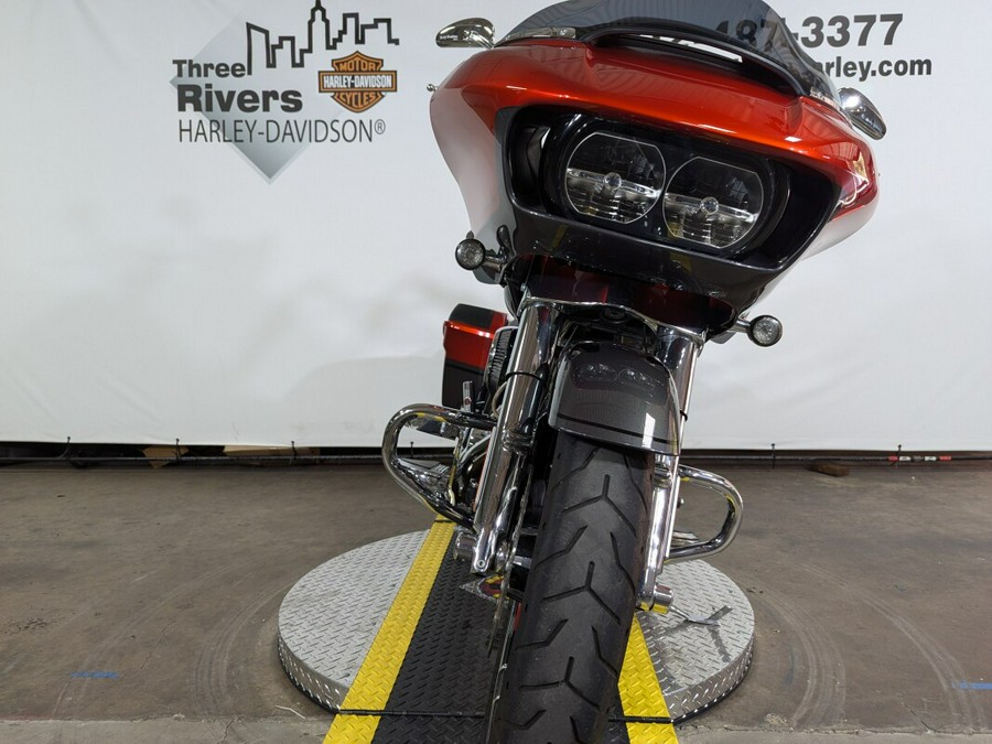 2018 Harley-Davidson CVO Road Glide Orange Lava & Dark Alloy