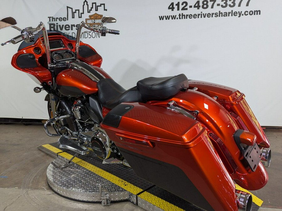 2018 Harley-Davidson CVO Road Glide Orange Lava & Dark Alloy