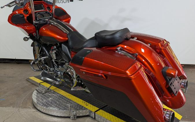 2018 Harley-Davidson CVO Road Glide Orange Lava & Dark Alloy