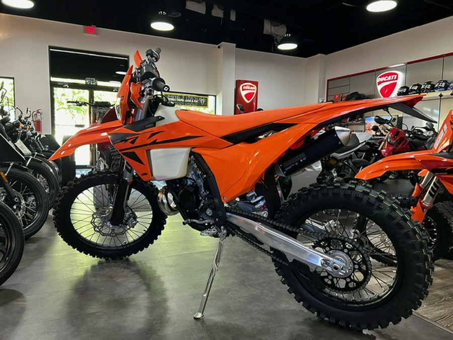 2025 XC 150 W - KTM