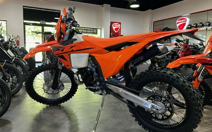 2025 XC 150 W - KTM