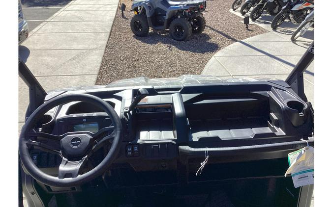 2025 Can-Am Defender MAX DPS HD7
