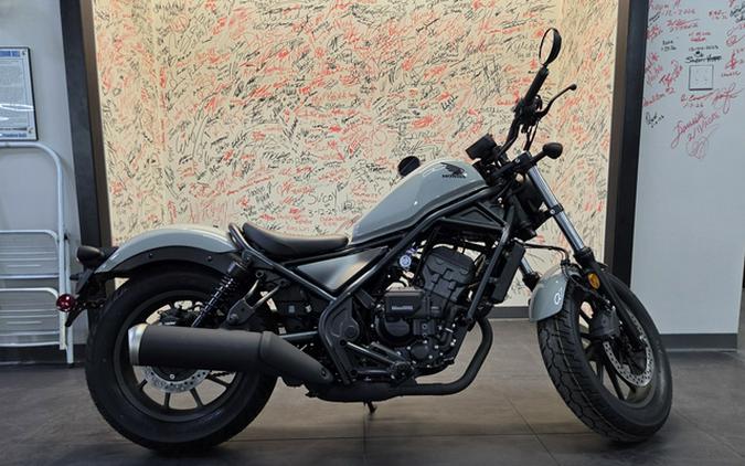 2026 Honda Rebel 300 E-Clutch