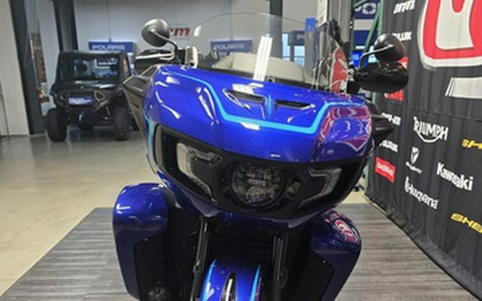 2022 Indian PURSUIT DARK HORSE PREMIUM