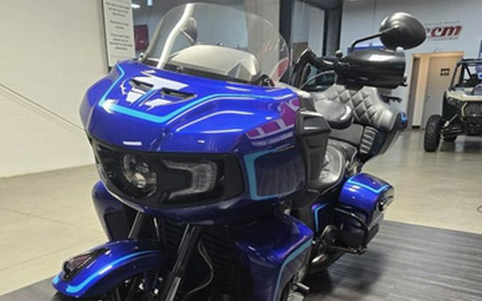 2022 Indian PURSUIT DARK HORSE PREMIUM