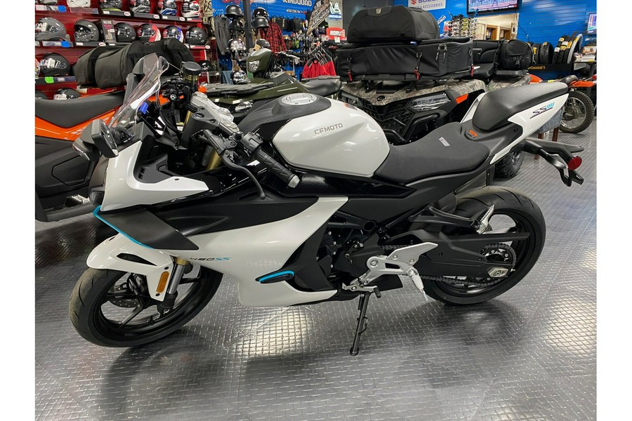 2023 CFMOTO 450 SS