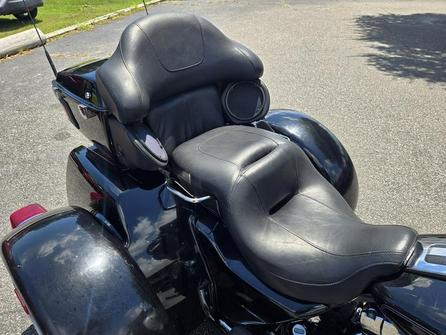 2011 Harley-Davidson® FLHTCUTG - Tri Glide® Ultra Classic®