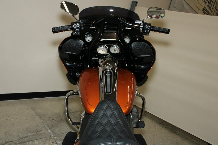 Used 2015 Harley-Davidson Road Glide Special Grand American Touring FLTRXS Motorcycle For Sale In Miami, Florida
