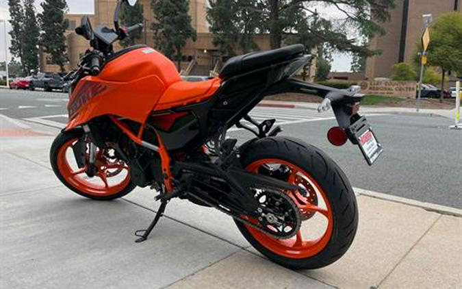 2024 KTM 390 Duke