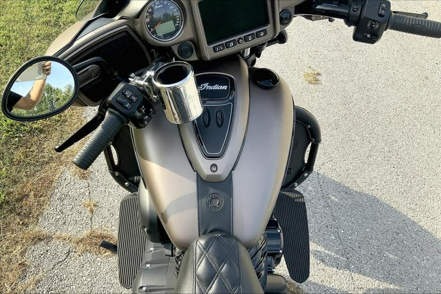 2019 Indian Motorcycle® Chieftain Dark Horse® Bronze Smoke