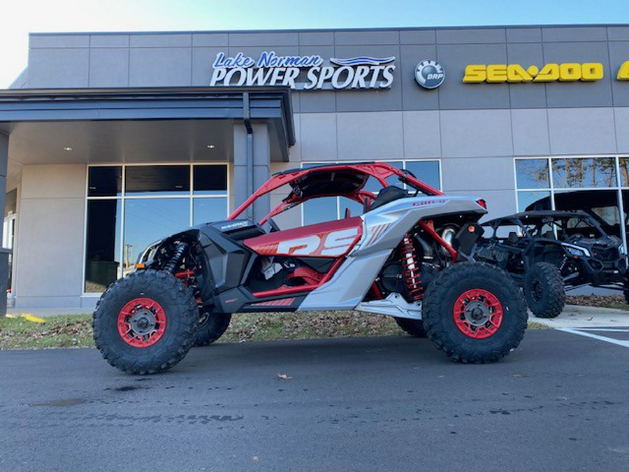 2024 Can-Am Maverick X3 X RS Turbo RR Red&Silver/Blue&Black