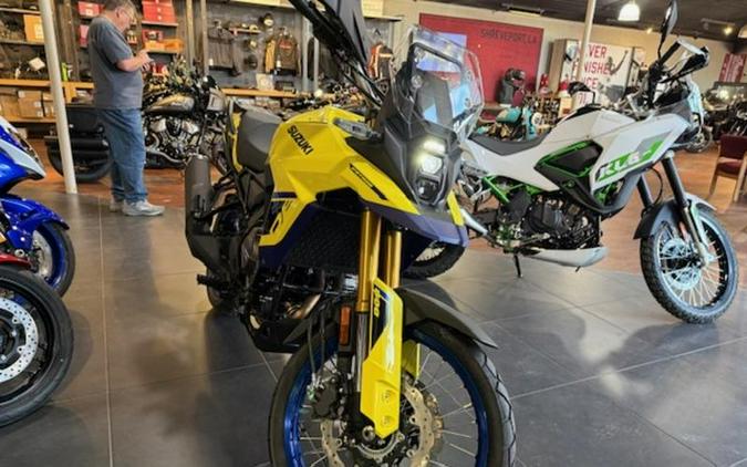 2025 Suzuki V-STROM 800DE