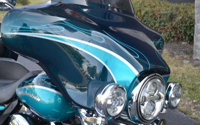 2005 Harley-Davidson CVO Electra Glide 2 Screamin Eagle - FLHTCSE2