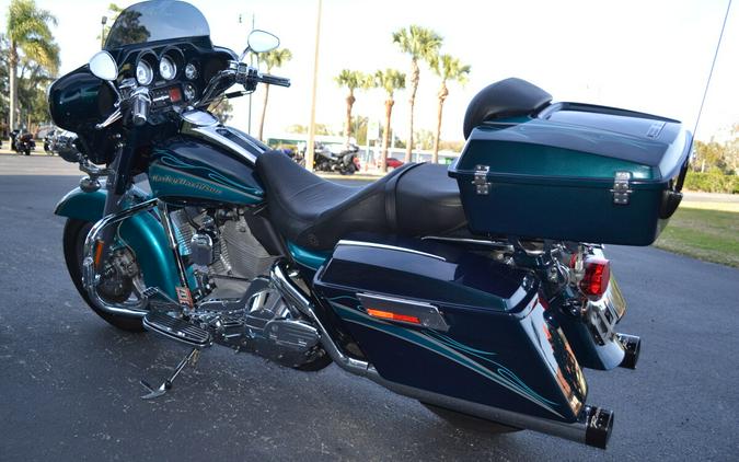 2005 Harley-Davidson CVO Electra Glide 2 Screamin Eagle - FLHTCSE2