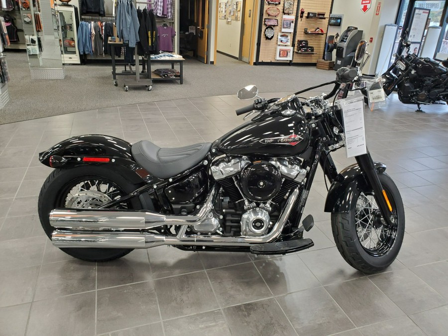 2021 Harley-Davidson® Softail Slim® Vivid Black