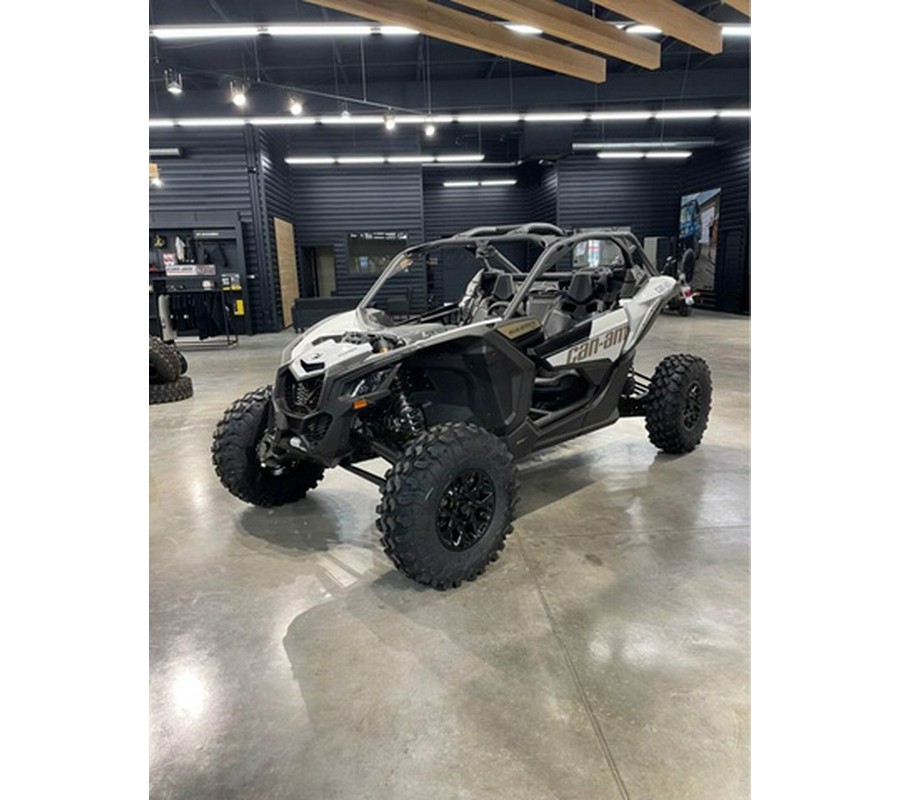 2024 Can-Am Maverick X3 RS Turbo Fiery Red & Hyper Silver