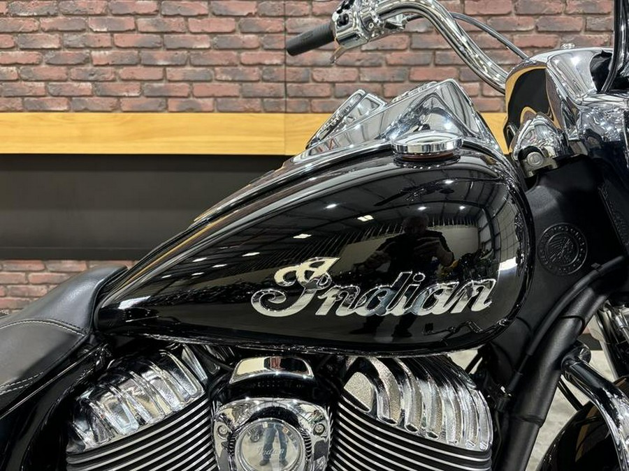 2020 Indian Motorcycle® Springfield® Thunder Black