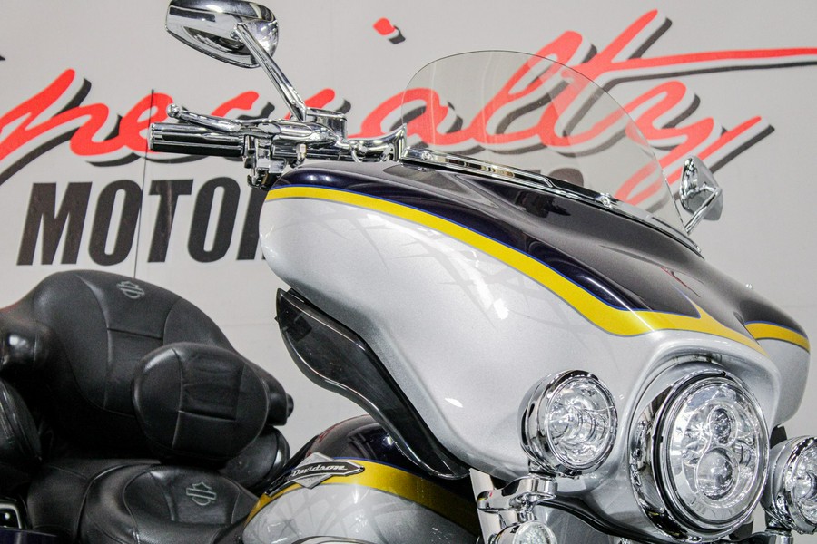 2012 Harley-Davidson CVO™ Ultra Classic® Electra Glide®