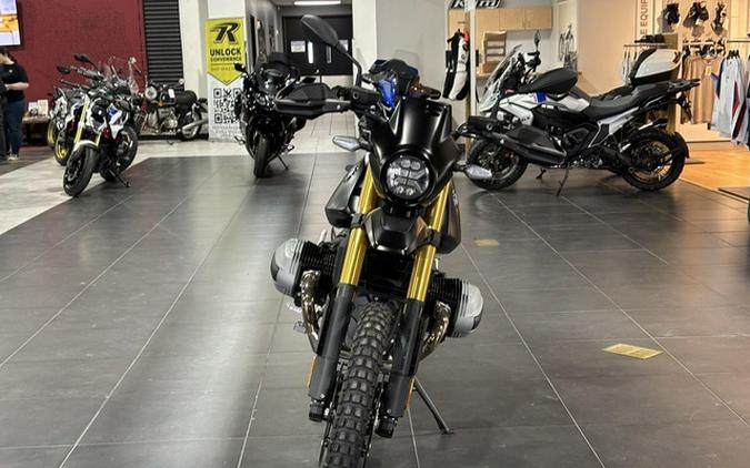 2026 BMW R 12 G/S Night Black Matte