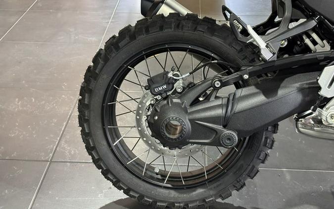 2026 BMW R 12 G/S Night Black Matte