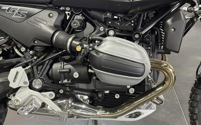 2026 BMW R 12 G/S Night Black Matte