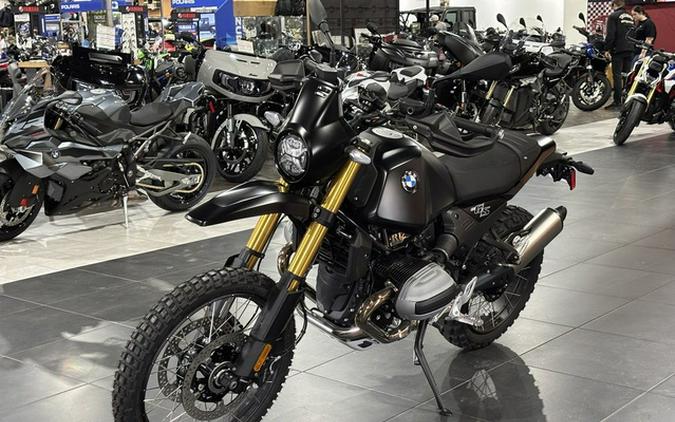 2026 BMW R 12 G/S Night Black Matte