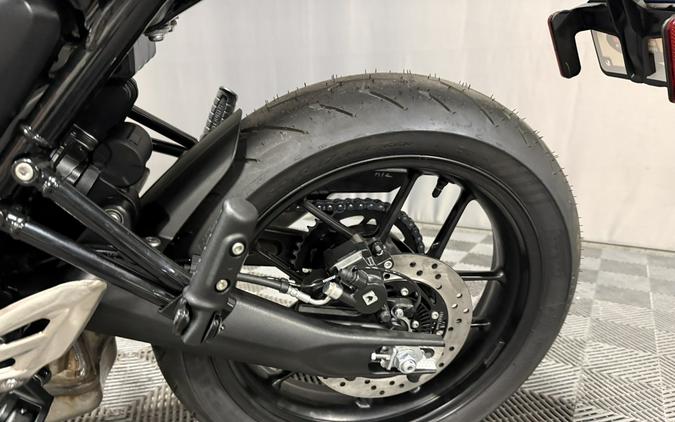 2026 TRIUMPH THRUXTON 400