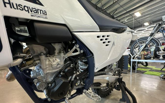 2025 HUSQVARNA FC 250