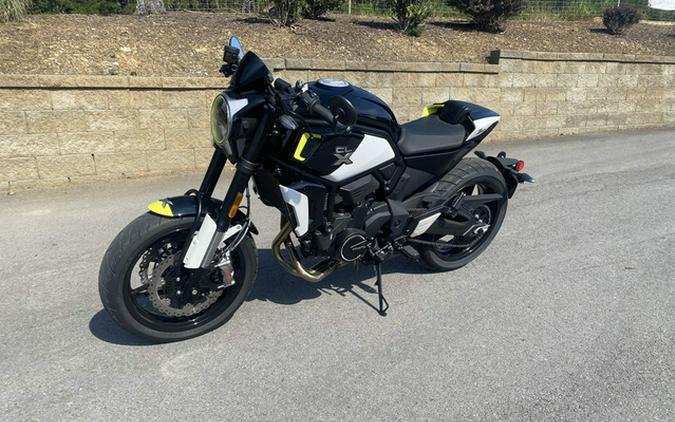 2024 CFMOTO 700 CLX SP